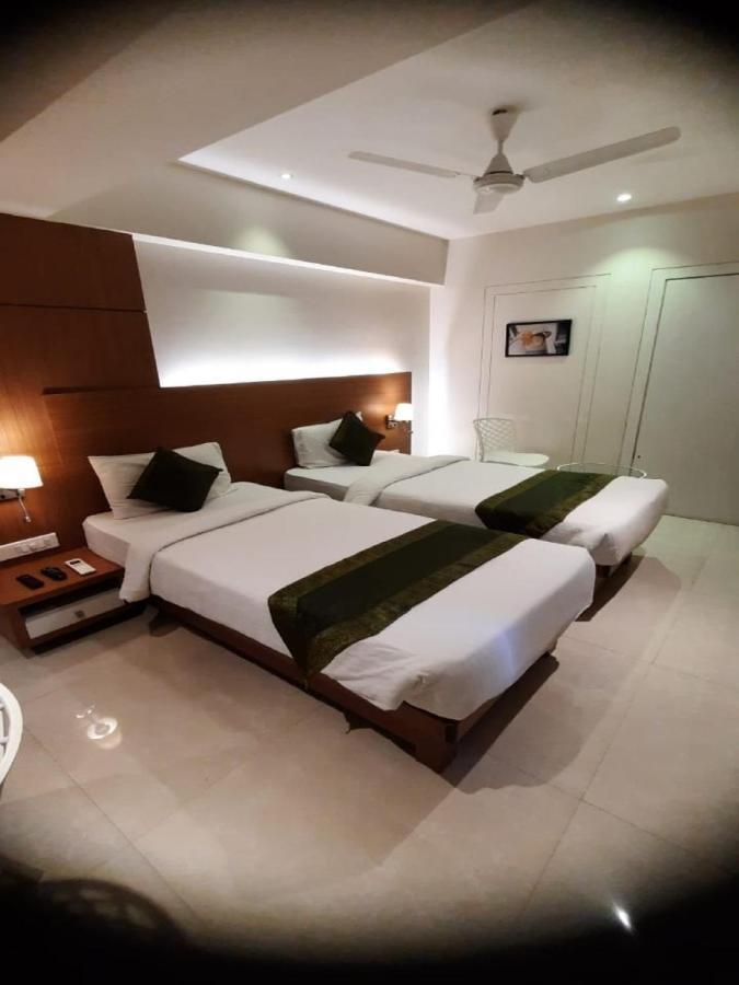 Hotel Laxvas Thane Exterior photo