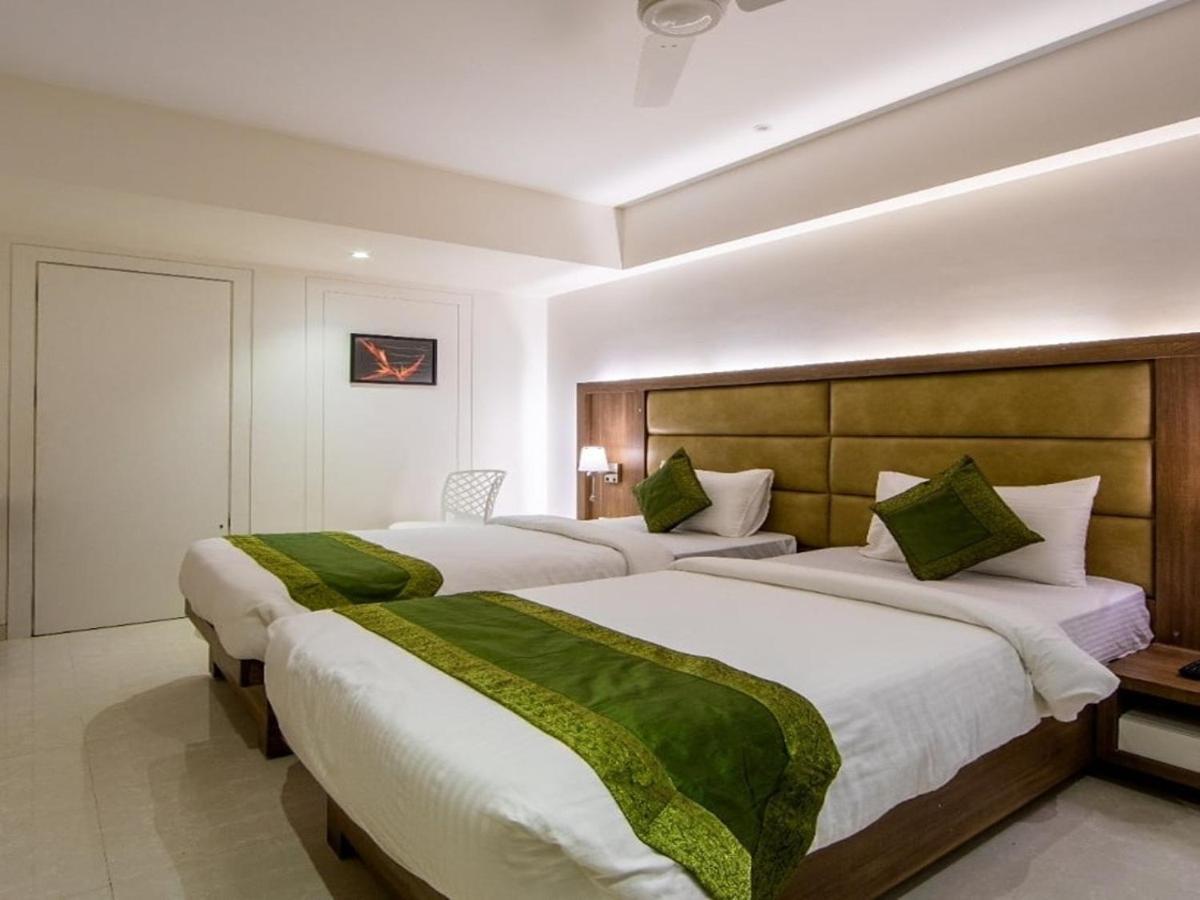 Hotel Laxvas Thane Exterior photo