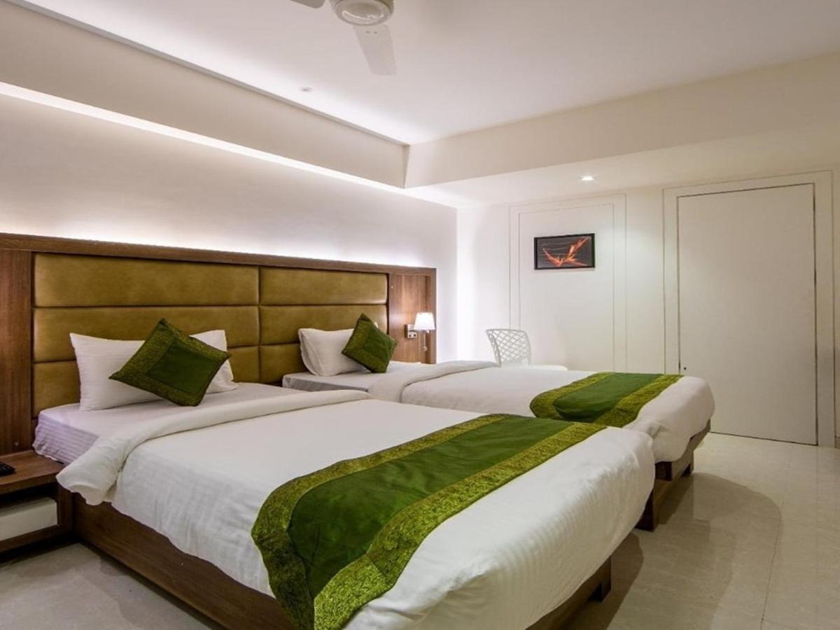 Hotel Laxvas Thane Exterior photo