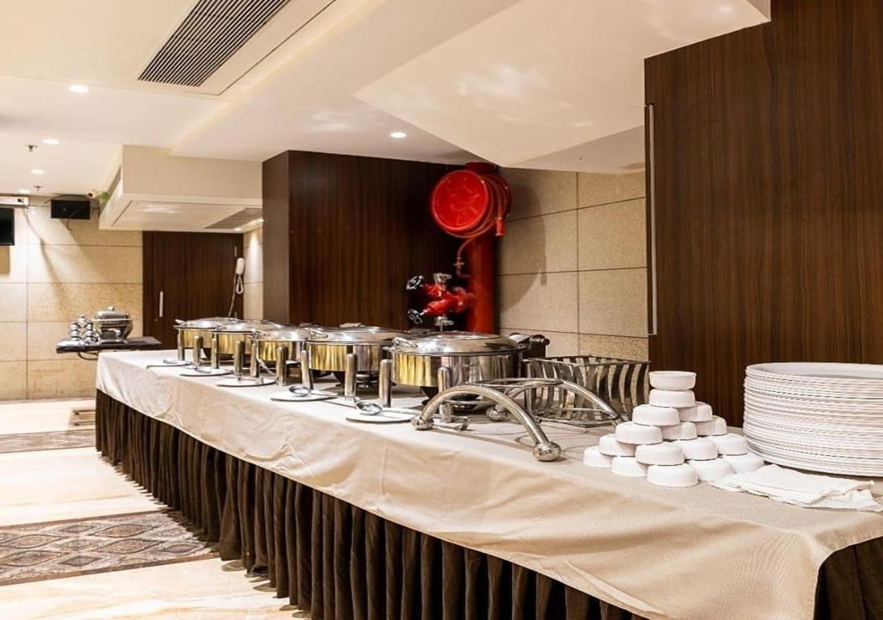 Hotel Laxvas Thane Exterior photo